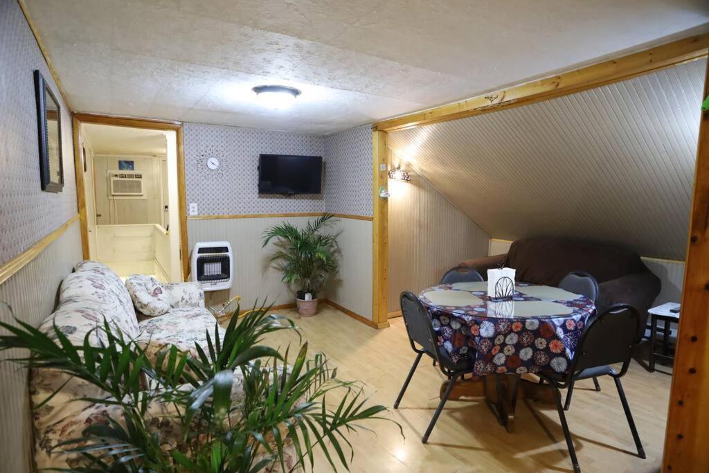 3-Bedroom Apt. Ideal Location Near New River Gorge Fayetteville Εξωτερικό φωτογραφία